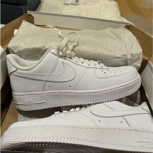 Nike womens Air Force 1